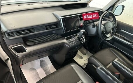 Honda Stepwgn IV, 2020 год, 2 649 900 рублей, 13 фотография