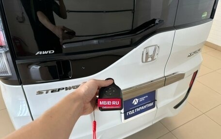 Honda Stepwgn IV, 2020 год, 2 649 900 рублей, 25 фотография