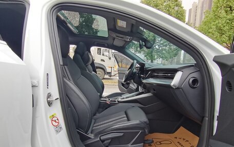 Audi A3, 2023 год, 2 370 000 рублей, 13 фотография