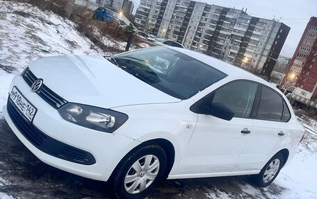 Volkswagen Polo VI (EU Market), 2013 год, 600 000 рублей, 2 фотография