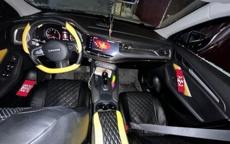 Haval F7x I, 2020 год, 2 100 000 рублей, 14 фотография