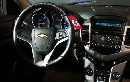 Chevrolet Cruze II, 2012 год, 590 000 рублей, 10 фотография