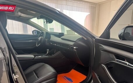 Mazda 3, 2021 год, 1 970 000 рублей, 10 фотография