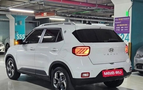 Hyundai Venue I, 2023 год, 1 500 000 рублей, 3 фотография
