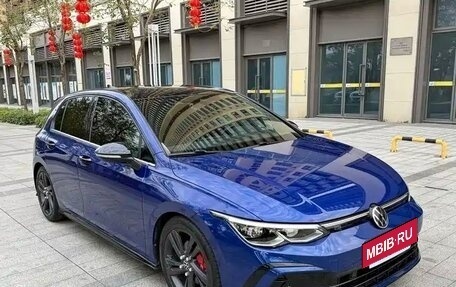 Volkswagen Golf VIII, 2021 год, 1 999 000 рублей, 3 фотография