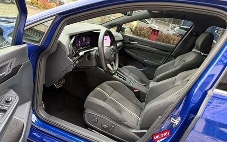 Volkswagen Golf VIII, 2021 год, 1 999 000 рублей, 9 фотография