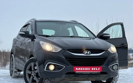 Hyundai ix35 I рестайлинг, 2011 год, 1 150 000 рублей, 2 фотография