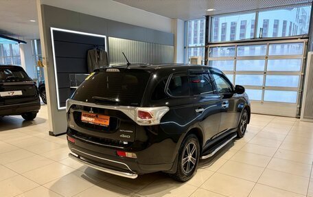 Mitsubishi Outlander III рестайлинг 3, 2012 год, 1 299 000 рублей, 4 фотография