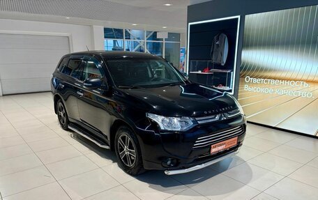 Mitsubishi Outlander III рестайлинг 3, 2012 год, 1 299 000 рублей, 3 фотография