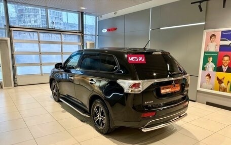 Mitsubishi Outlander III рестайлинг 3, 2012 год, 1 299 000 рублей, 6 фотография