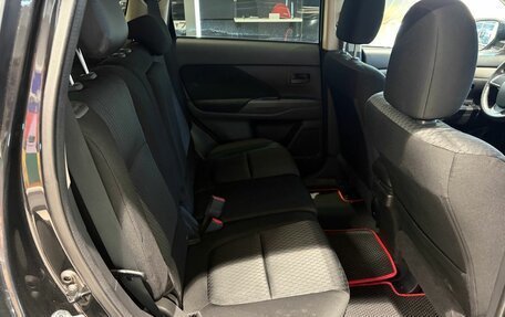 Mitsubishi Outlander III рестайлинг 3, 2012 год, 1 299 000 рублей, 11 фотография