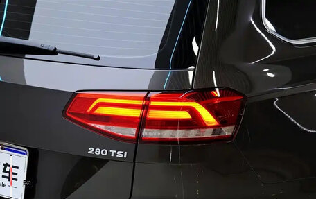 Volkswagen Passat B8 рестайлинг, 2018 год, 1 860 035 рублей, 13 фотография