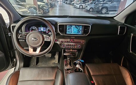 KIA Sportage IV рестайлинг, 2022 год, 1 830 000 рублей, 12 фотография