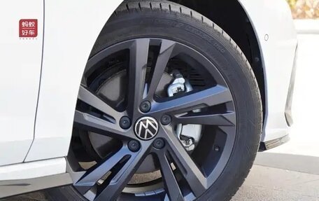 Volkswagen Golf VIII, 2024 год, 2 560 000 рублей, 15 фотография