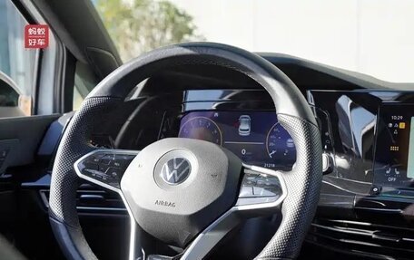 Volkswagen Golf VIII, 2024 год, 2 560 000 рублей, 14 фотография