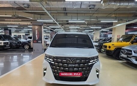 Toyota Alphard, 2024 год, 11 660 000 рублей, 2 фотография