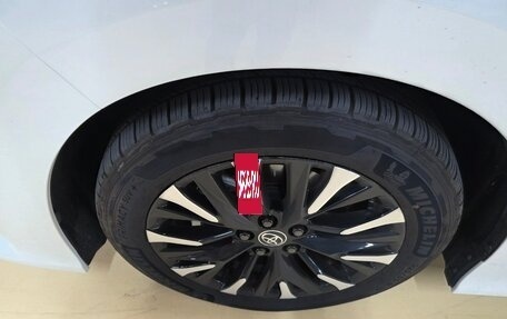 Toyota Alphard, 2024 год, 11 660 000 рублей, 8 фотография