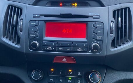 KIA Sportage III, 2010 год, 860 000 рублей, 6 фотография