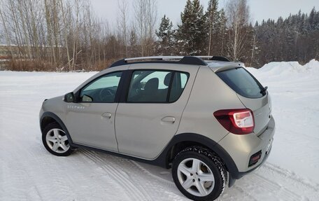 Renault Sandero II рестайлинг, 2017 год, 959 000 рублей, 3 фотография