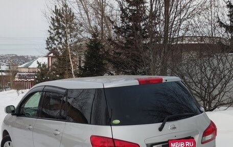 Nissan Wingroad III, 2010 год, 715 000 рублей, 3 фотография