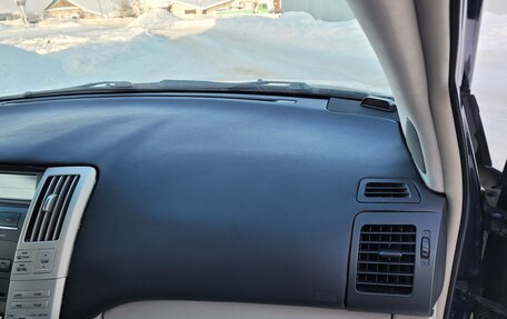 Lexus RX II рестайлинг, 2004 год, 1 450 000 рублей, 24 фотография