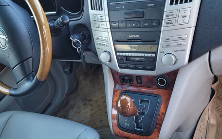 Lexus RX II рестайлинг, 2004 год, 1 450 000 рублей, 23 фотография