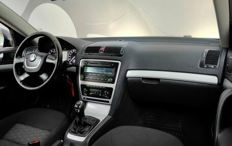 Skoda Octavia, 2011 год, 799 000 рублей, 13 фотография