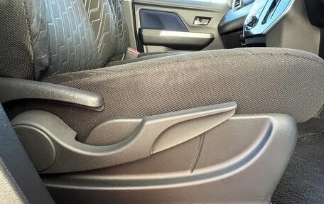 Toyota Roomy I, 2019 год, 980 000 рублей, 19 фотография