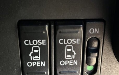 Toyota Roomy I, 2019 год, 980 000 рублей, 17 фотография