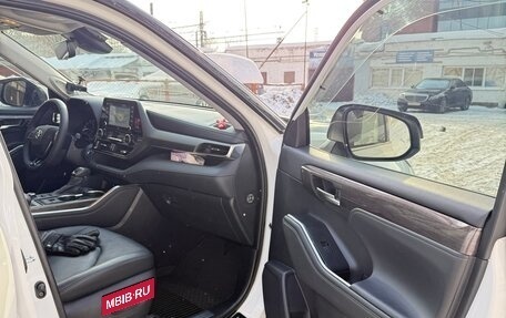 Toyota Highlander, 2021 год, 5 599 000 рублей, 12 фотография
