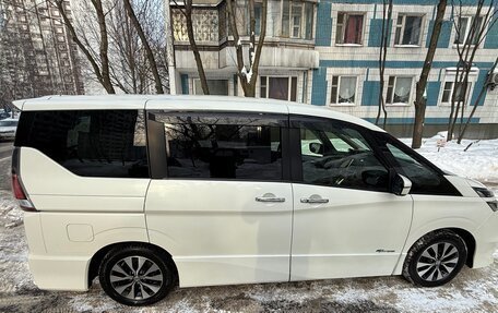 Nissan Serena IV, 2018 год, 2 100 000 рублей, 4 фотография