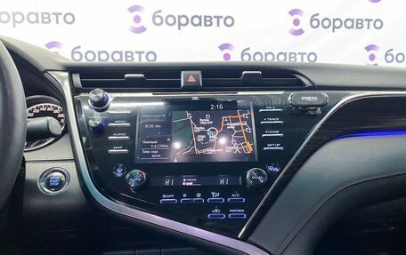 Toyota Camry, 2019 год, 2 800 000 рублей, 17 фотография