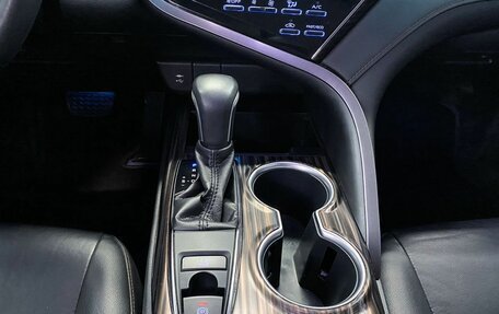 Toyota Camry, 2019 год, 2 800 000 рублей, 19 фотография