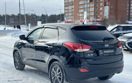 Hyundai ix35 I рестайлинг, 2015 год, 1 370 000 рублей, 7 фотография