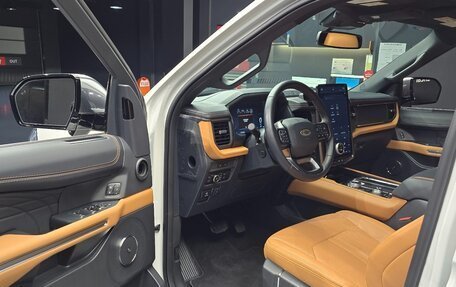 Ford Expedition, 2023 год, 9 234 100 рублей, 16 фотография