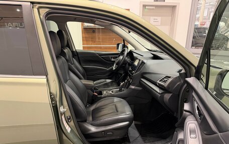 Subaru Forester, 2018 год, 2 950 000 рублей, 17 фотография