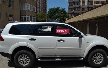 Mitsubishi Pajero Sport II рестайлинг, 2014 год, 1 800 000 рублей, 3 фотография