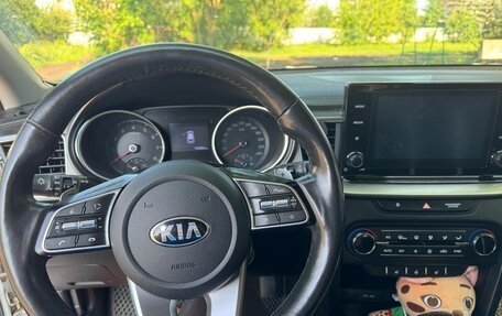 KIA XCeed I, 2020 год, 1 750 000 рублей, 9 фотография