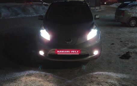 Nissan Leaf I, 2014 год, 790 000 рублей, 10 фотография