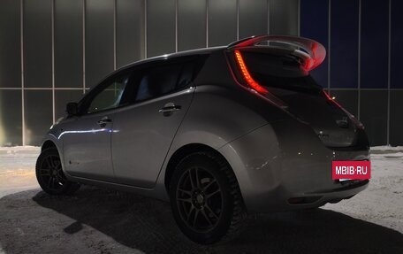 Nissan Leaf I, 2014 год, 790 000 рублей, 6 фотография