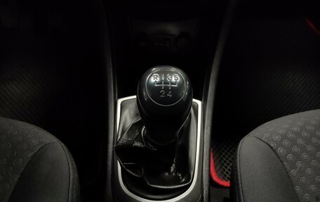 Hyundai Solaris II рестайлинг, 2012 год, 600 000 рублей, 13 фотография