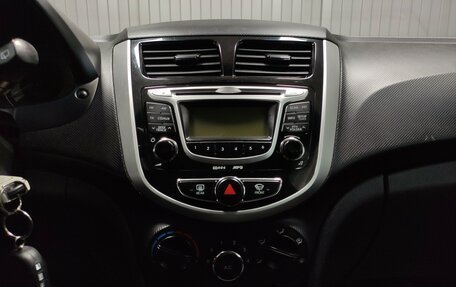 Hyundai Solaris II рестайлинг, 2012 год, 600 000 рублей, 12 фотография