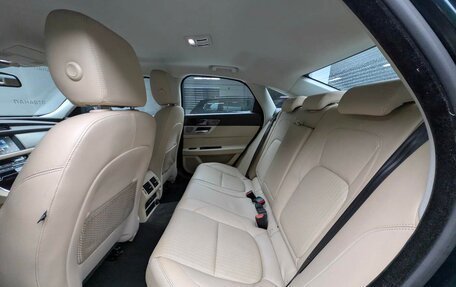 Jaguar XF II, 2016 год, 2 457 000 рублей, 9 фотография