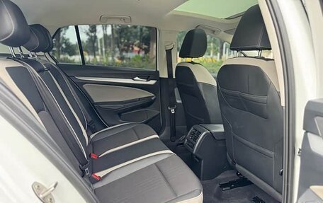 Volkswagen Golf VIII, 2022 год, 1 670 000 рублей, 12 фотография