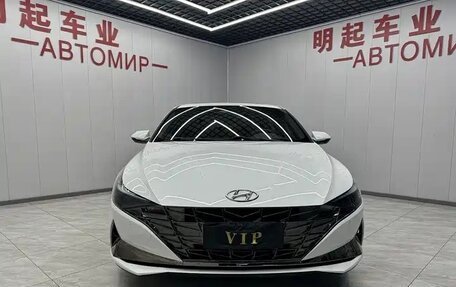 Hyundai Elantra, 2021 год, 1 785 000 рублей, 2 фотография