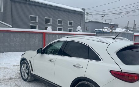 Infiniti QX70, 2013 год, 1 600 000 рублей, 6 фотография