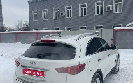 Infiniti QX70, 2013 год, 1 600 000 рублей, 2 фотография