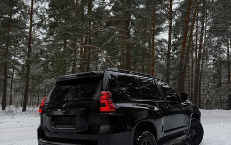 Toyota Land Cruiser Prado 150 рестайлинг 2, 2010 год, 2 999 999 рублей, 6 фотография