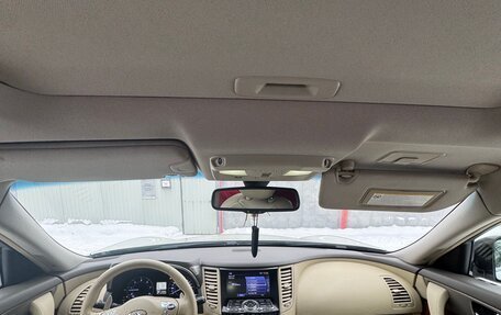 Infiniti QX70, 2013 год, 1 600 000 рублей, 11 фотография