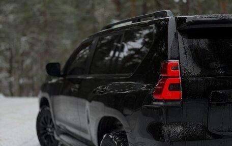 Toyota Land Cruiser Prado 150 рестайлинг 2, 2010 год, 2 999 999 рублей, 7 фотография